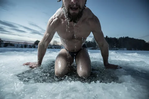The Joe Rogan Ice Bath Benefits - Masculine Mindset